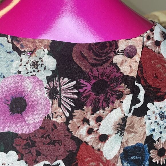 Pins and needles pleated floral dress - Picture 6 of 13